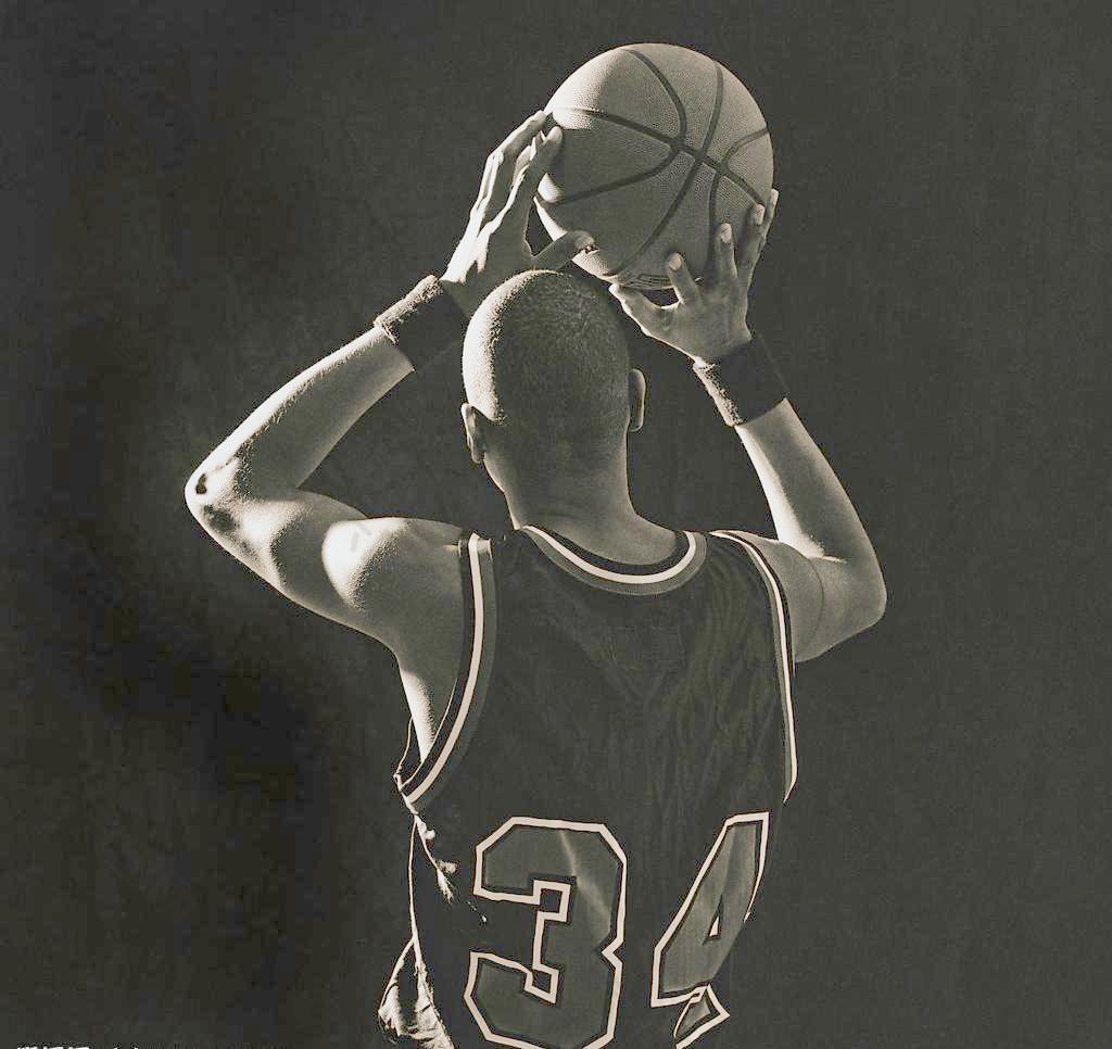 1.54分，维埃拉是三分制时代意甲场均积分最高的热那亚主帅.